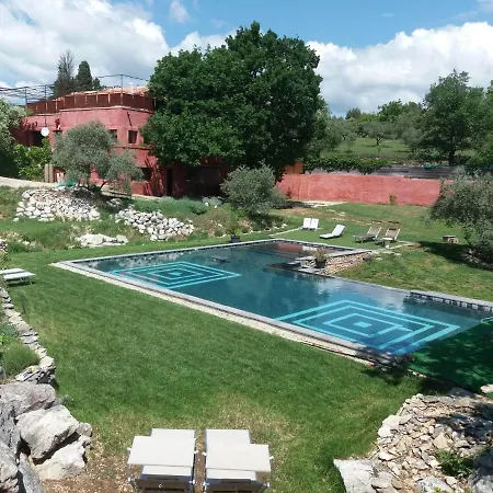 Bed & Breakfast La Medievale Du Luberon *
